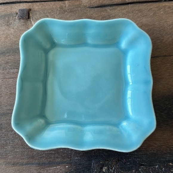 EUC Pottery Barn Cambria Collection retired Square Tidbit/ Bread Plate - Picture 1 of 4
